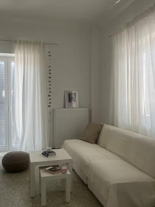 Cozy, Spacious, Newly Renovated Flat In Adamas Kültér fotó